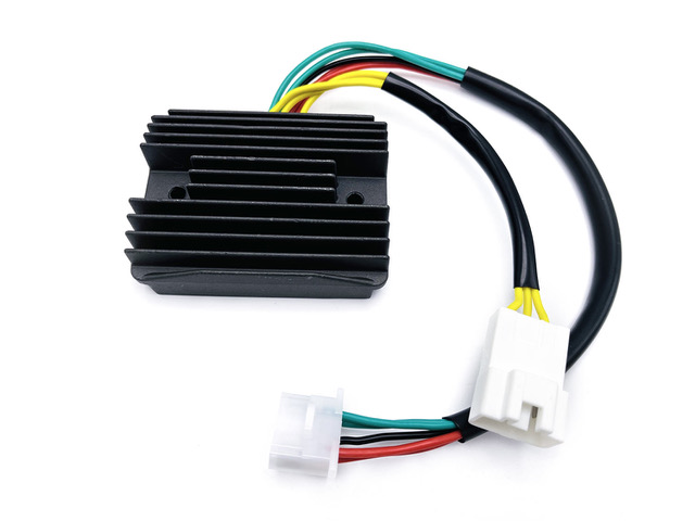 Régulateur de tension Honda Silverwing 400 - 600